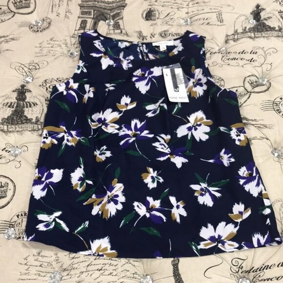 Nine West Floral-Print Pleated Blouse - Picture 2 of 5